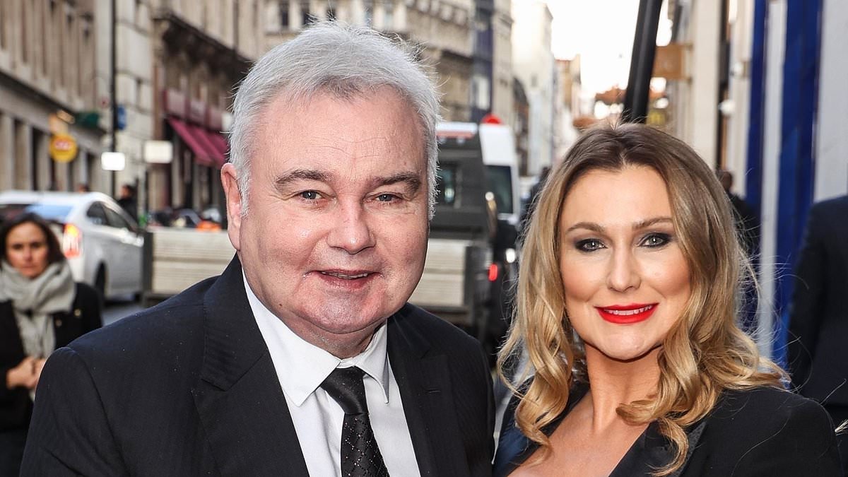 Eamonn Holmes, 65, sparks speculation he is ENGAGED to girlfriend Katie Alexander, 43, as sheflashes large ring in Paris… months after his split from wife Ruth Langsford [Video]