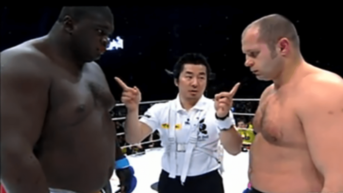 When Fedor Emelianenko Overpowered A 400-Pound Giant In Just 26 Seconds [Video]