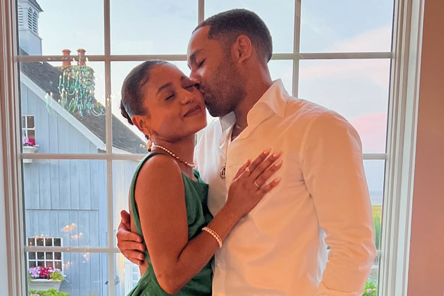 ‘Love Is Blind’ Star Iyanna McNeely Announces Engagement [Video]