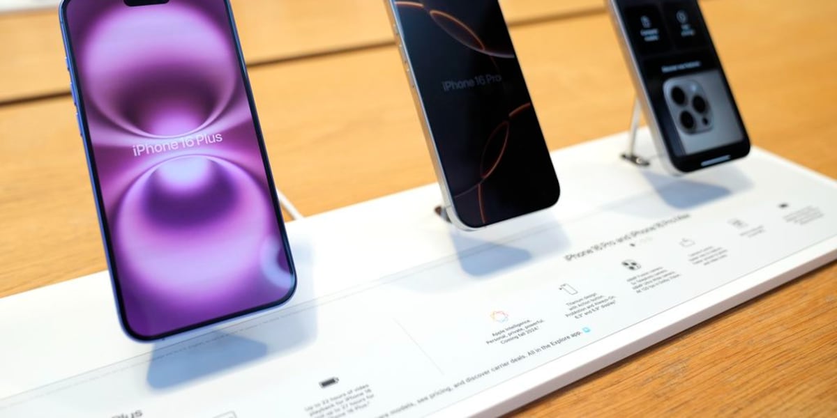 Apple is reportedly developing a foldable iPhone [Video]