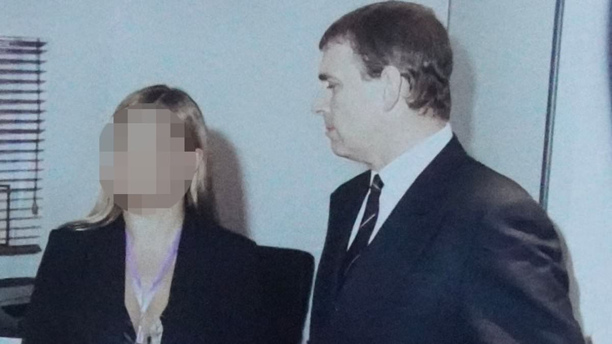 Duke of Gawk! Woman recalls how ‘creepy Prince Andrew wouldn’t leave her alone at an official engagement’… then she saw a photo [Video]