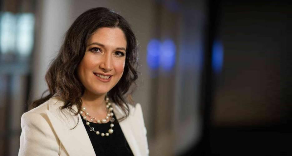 Hire Randi Zuckerberg | Speaker Agent [Video]