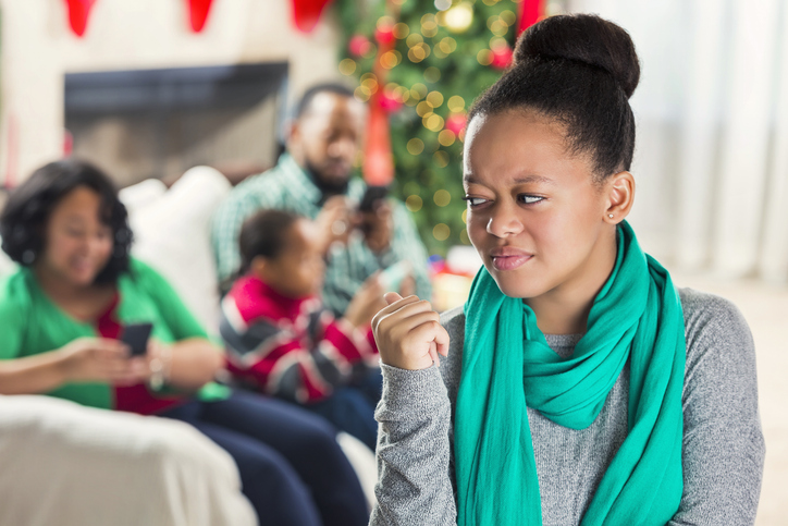 7 Tips For Surviving The Holidays With Your Dysfunctional Family [Video]