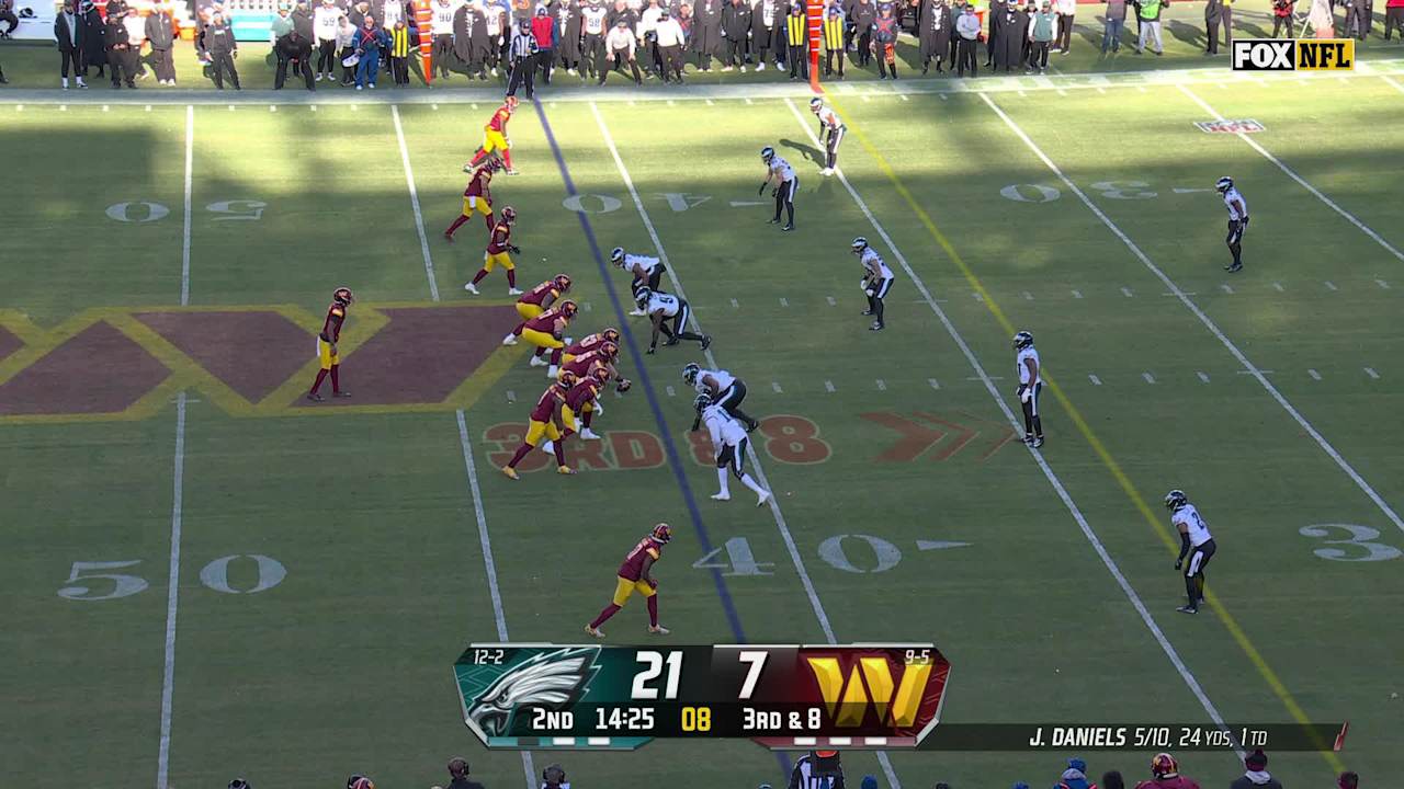 Daniels’ third-down run goes for 14 yards and a first down [Video]