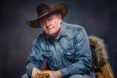 Craig Johnson had a blast bringing Walt Longmire back to the past [Video]