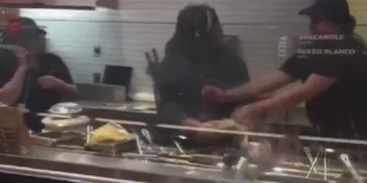 Chipotle customer attacks employee [Video]