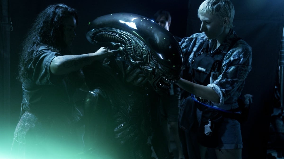 ‘Alien: Earth’ series offers behind-the-scenes peek at xenomorph [Video]