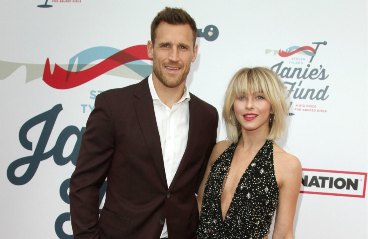 Julianne Hough has congratulated her ex-husband [Video]