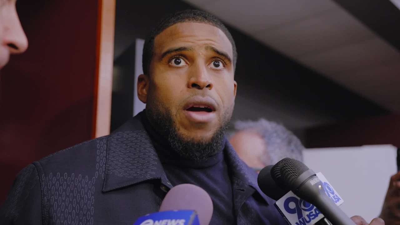 Inside the locker room | LB Bobby Wagner [Video]