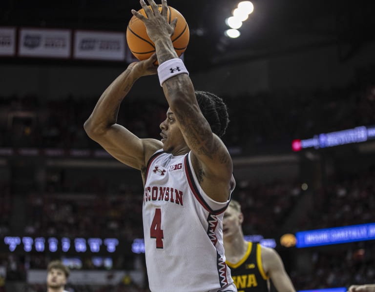 Wisconsin throttles Iowa at the Kohl Center [Video]