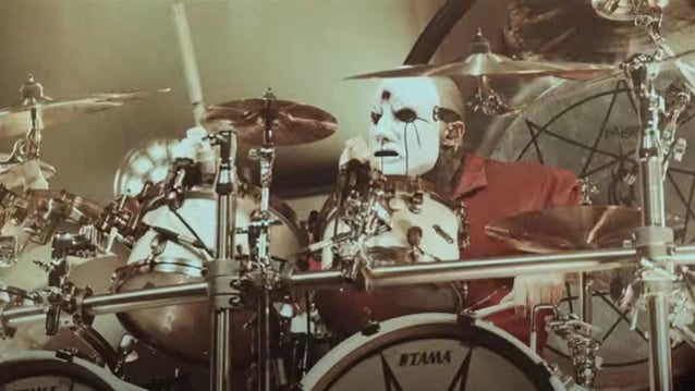 ELOY CASAGRANDE On Joining SLIPKNOT: ‘That Was The Place That I Always Wanted To Be’ [Video]