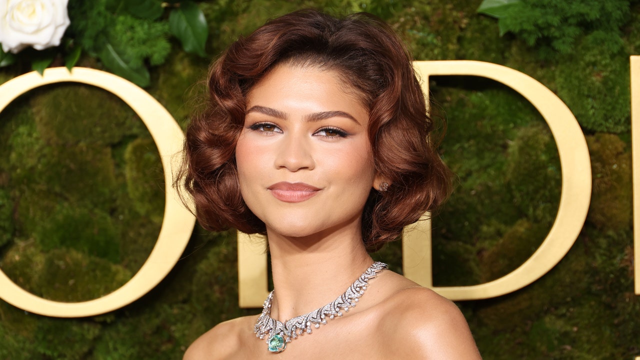 Did Zendaya Wear an Engagement Ring to the Golden Globes 2025? Fans Are Speculating [Video]