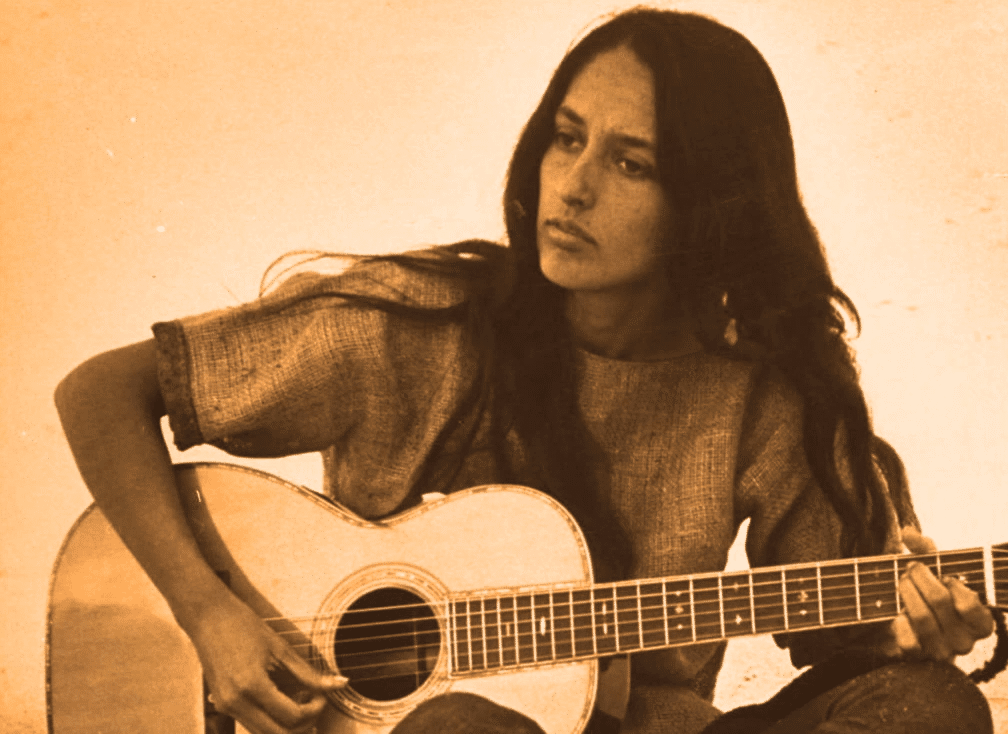 10 ’70s Folk Songs That Put Everyone to Sleep [Video]