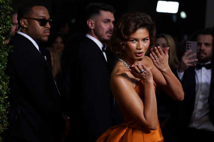 Zendaya sparks engagement speculation at Golden Globes with a sparkling ring [Video]