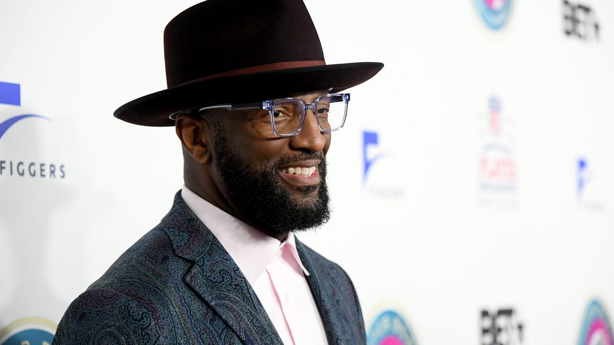 Who Knew Rickey Smiley Had 5-year-old Twins? [Video]