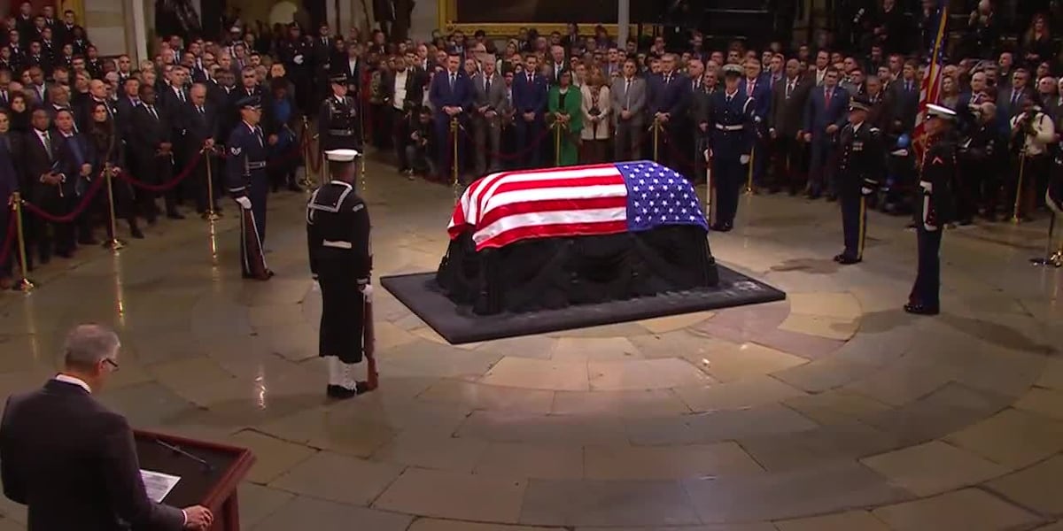 Former president Carter lies in state at US Capitol [Video]