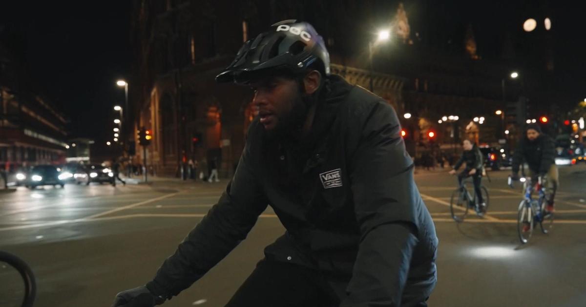 How one U.K. man helps people cope with homelessness [Video]