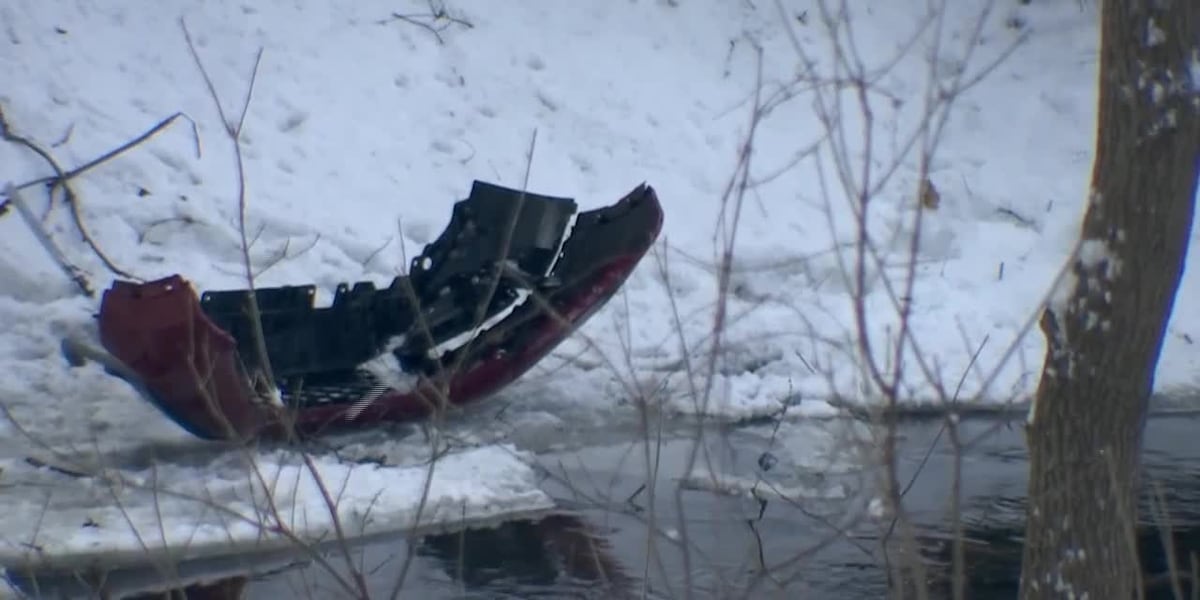 Sisters killed after SUV fell 100 feet into river [Video]