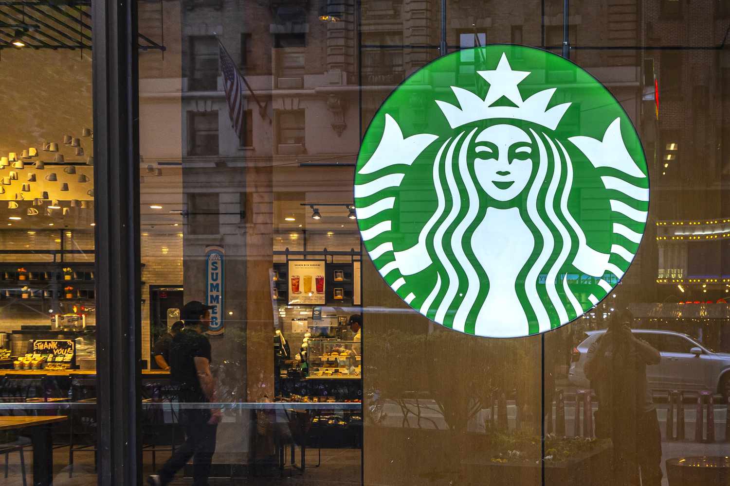 Starbucks Is Reversing Its Open Door Policy [Video]