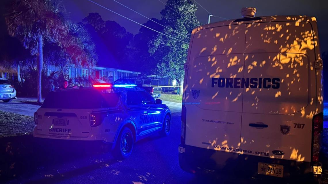 First responders find dead body at St. Augustine Beach home [Video]