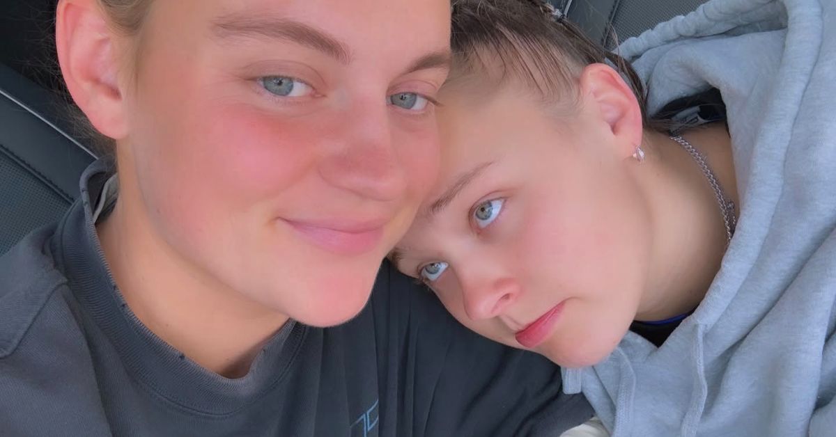 Dance Moms star JoJo Siwa confirms new romance with Australian actor Kath Ebbs two months after shock split [Video]